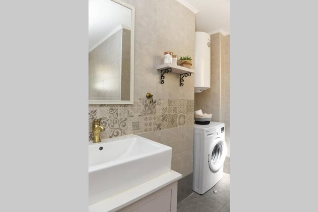 Almanza Apartment Syros エルムポリ エクステリア 写真