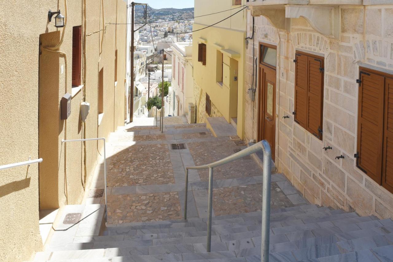 Almanza Apartment Syros エルムポリ エクステリア 写真